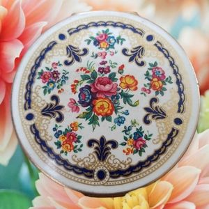 Vintage Straton Made in England Gold Tone Floral Mirrored Powder Purse Compact